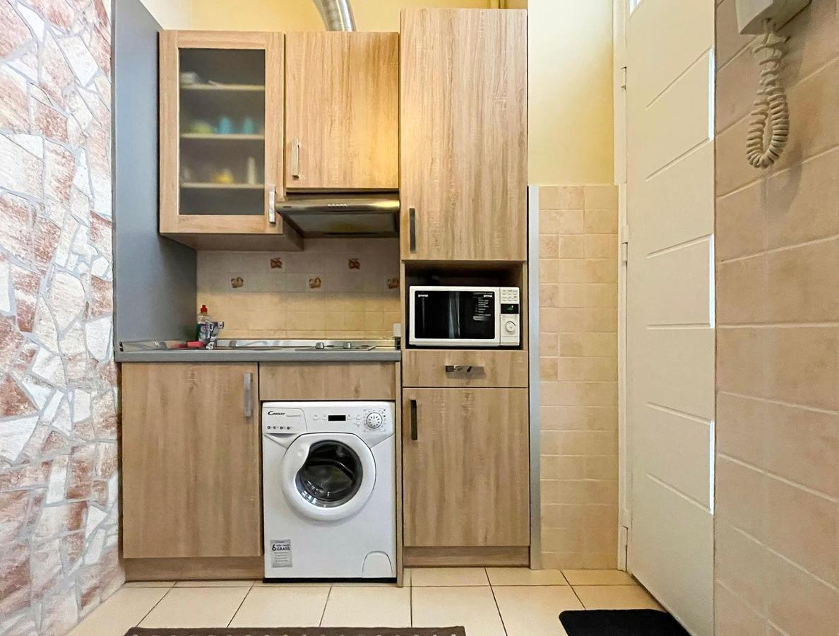 Abt Apartments บูดาเปสต์ ภายนอก รูปภาพ