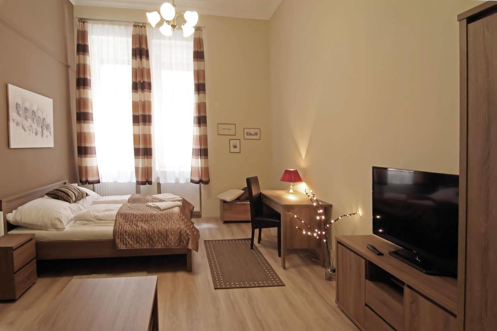 Abt Apartments บูดาเปสต์ ภายนอก รูปภาพ